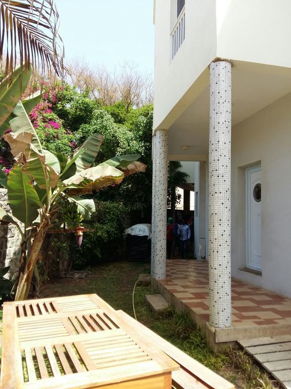Chez Momar, Surf Trip Apartamento Dakar Exterior foto